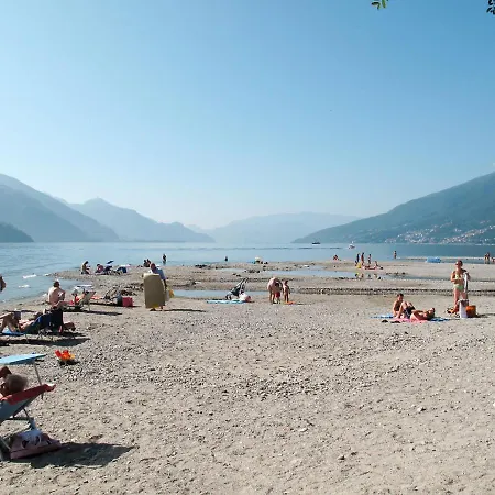 Dom wakacyjny Al Lago-3 By Interhome